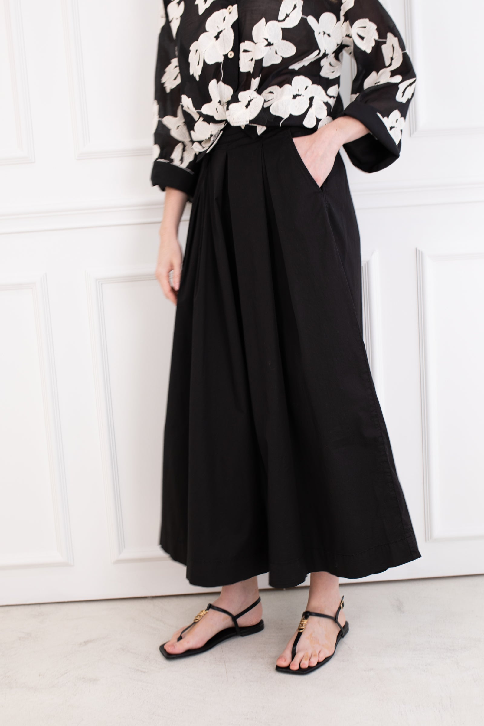 Black Fleur Culottes