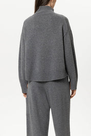 Chicago Sweater
