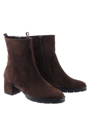 Hennessy Boot