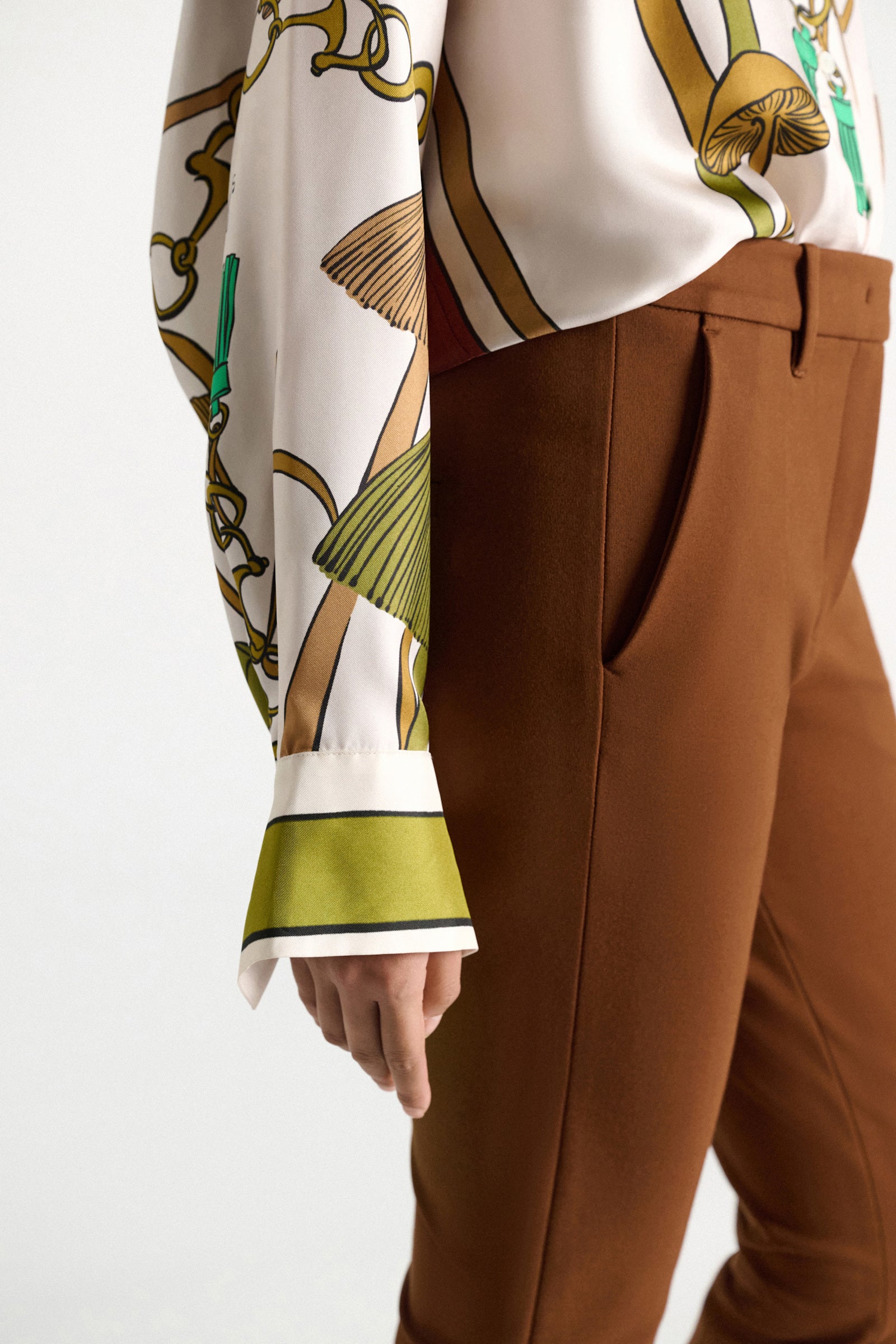 Sandown Blouse Brown