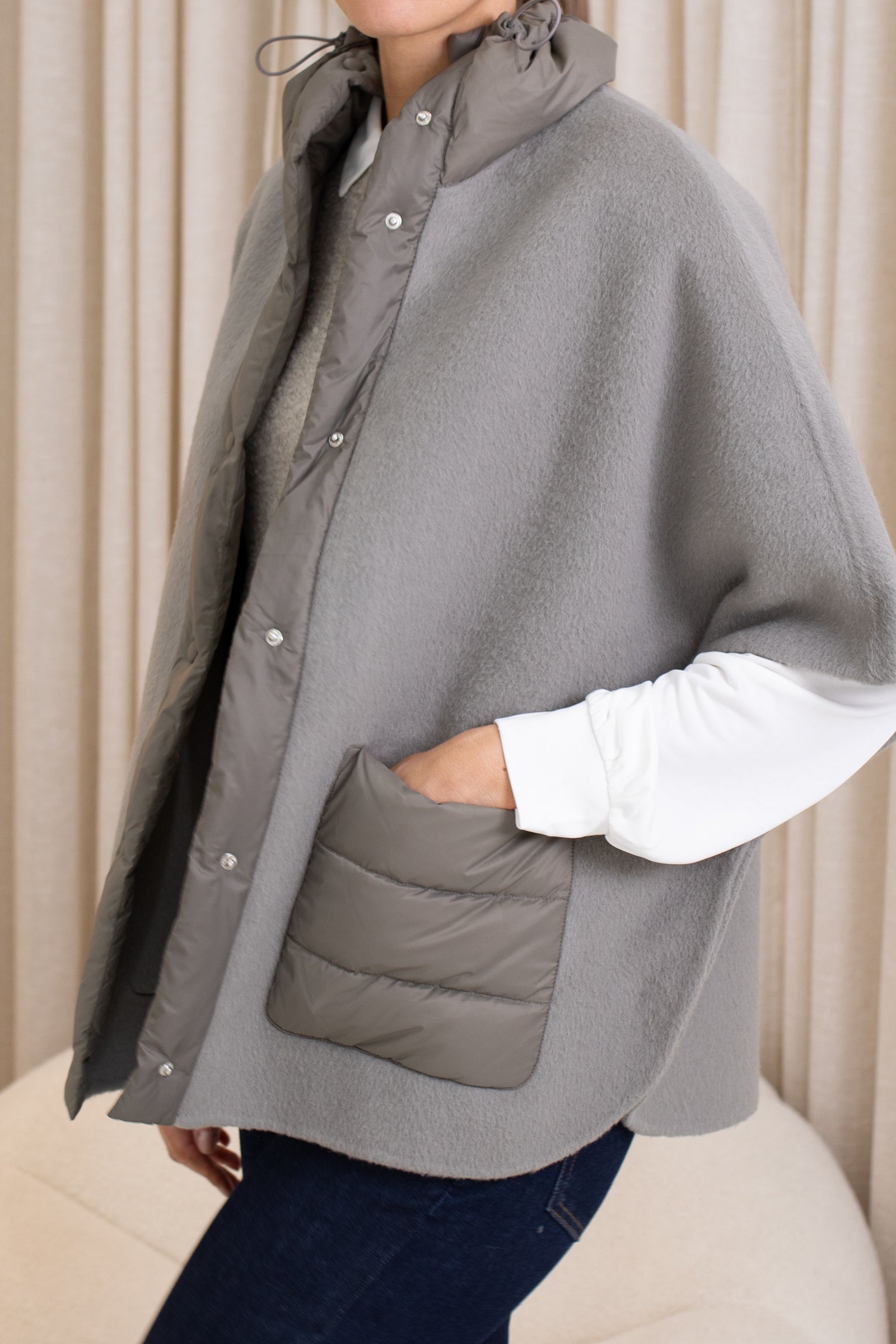 Rotterdam Wool Cape