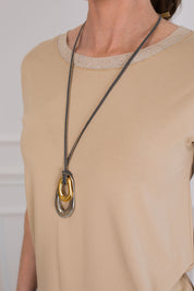 Bann Pendant Necklace