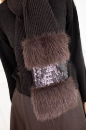 Taylor Scarf
