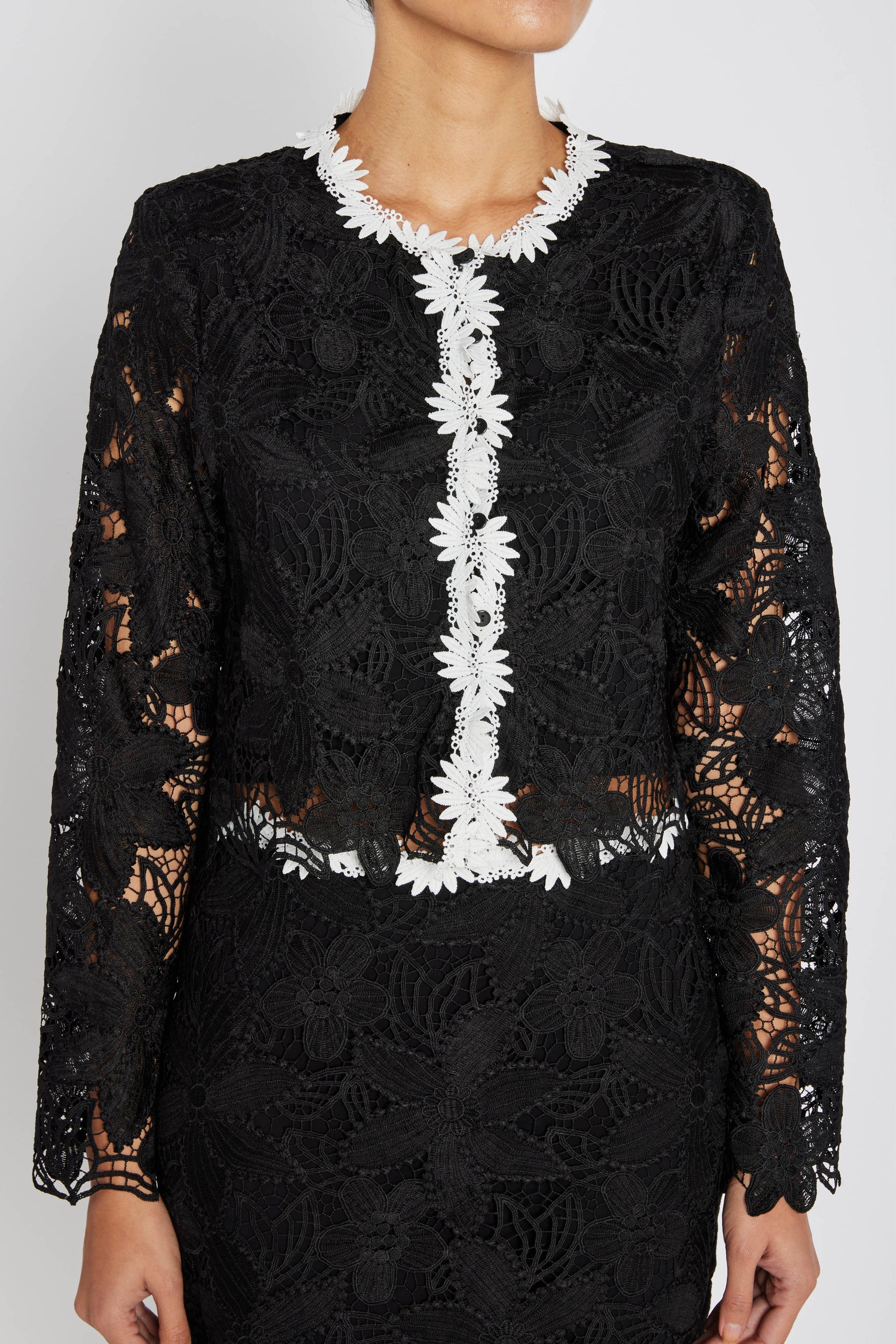 NypaBBToqa_jacket-Blazer-BBW4930-Black-1.jpg