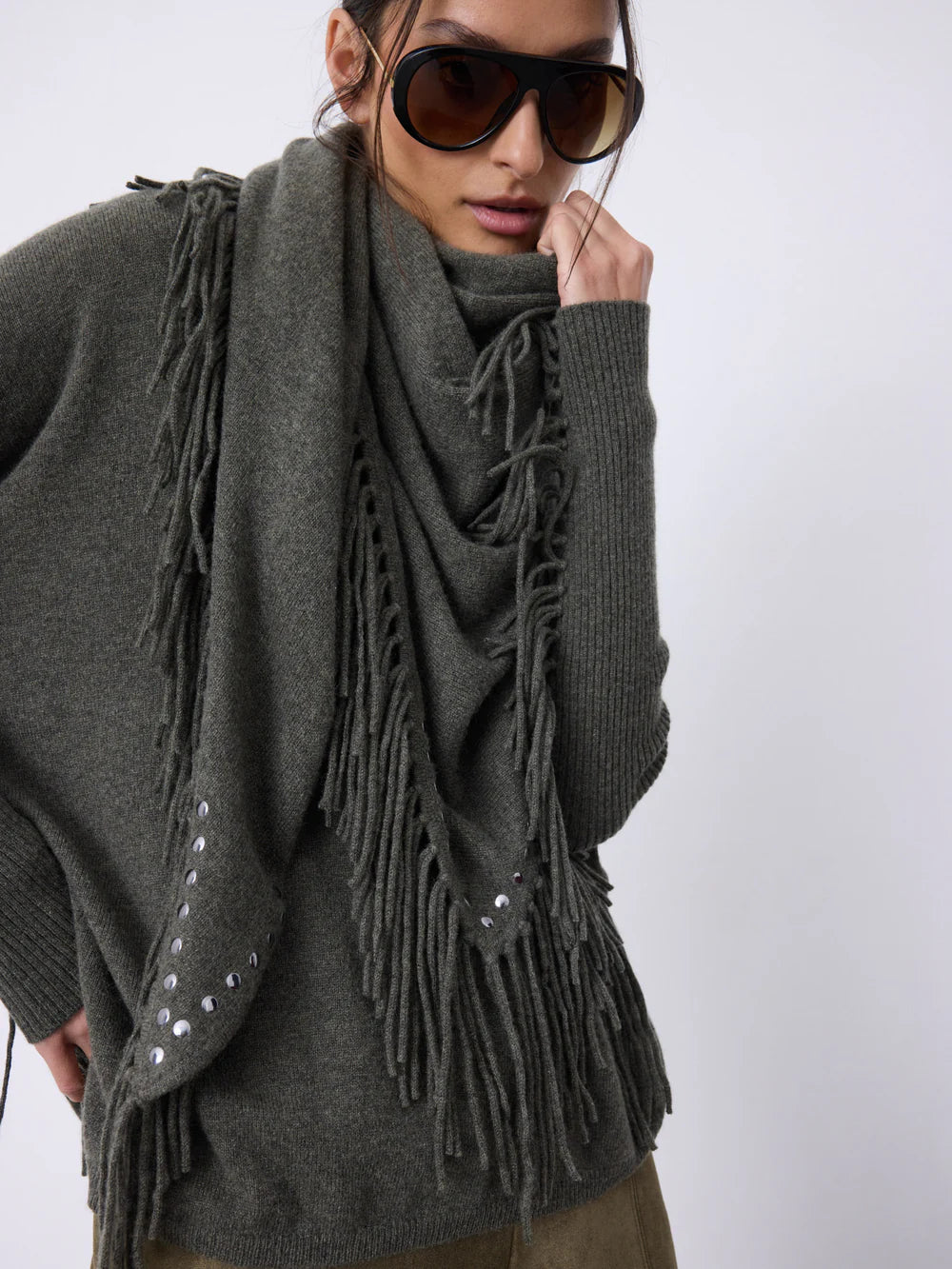 ashscarf3.webp
