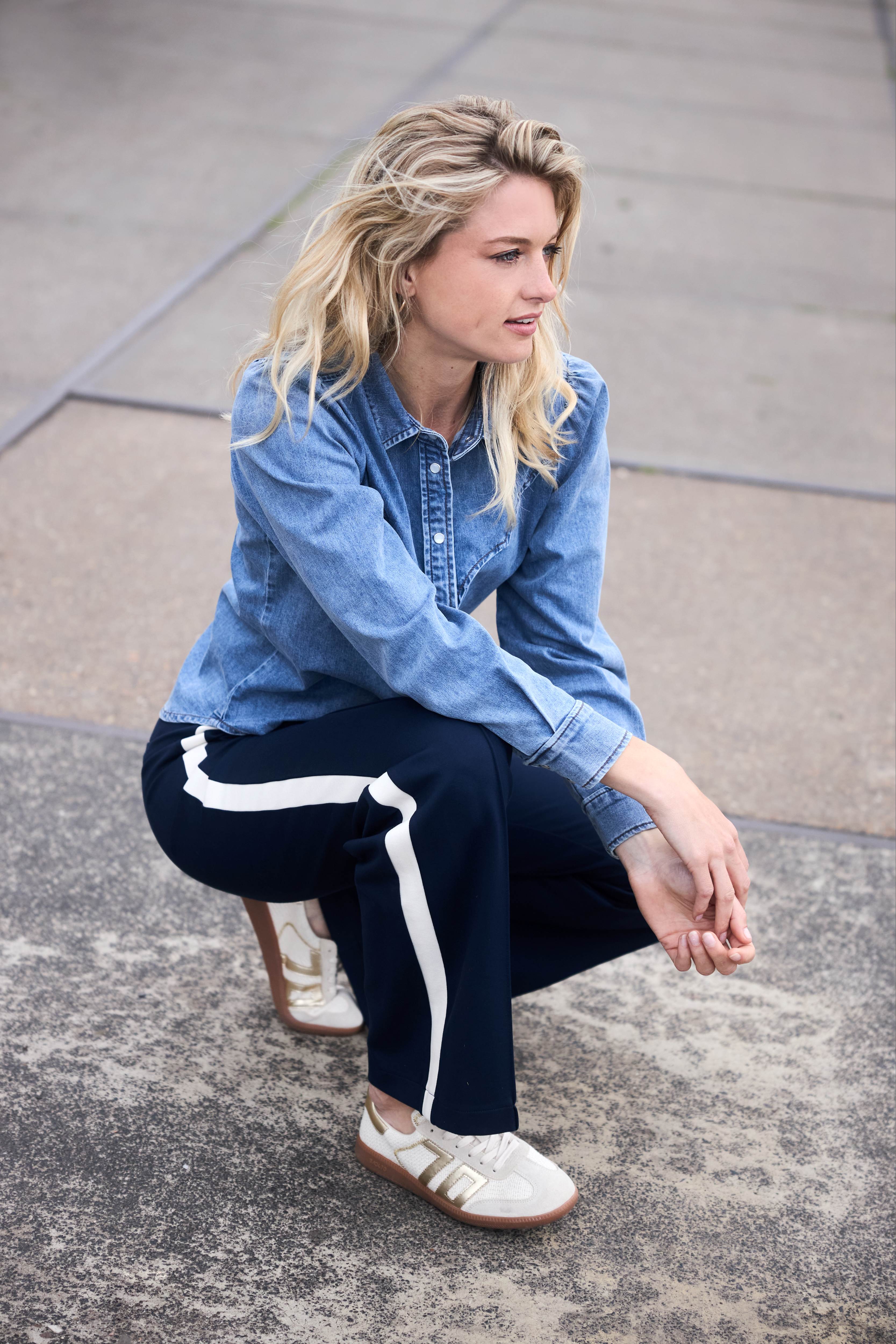 denim_blouse_2.jpg