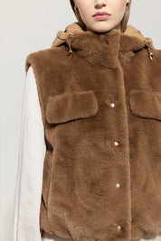 Lewis Gilet