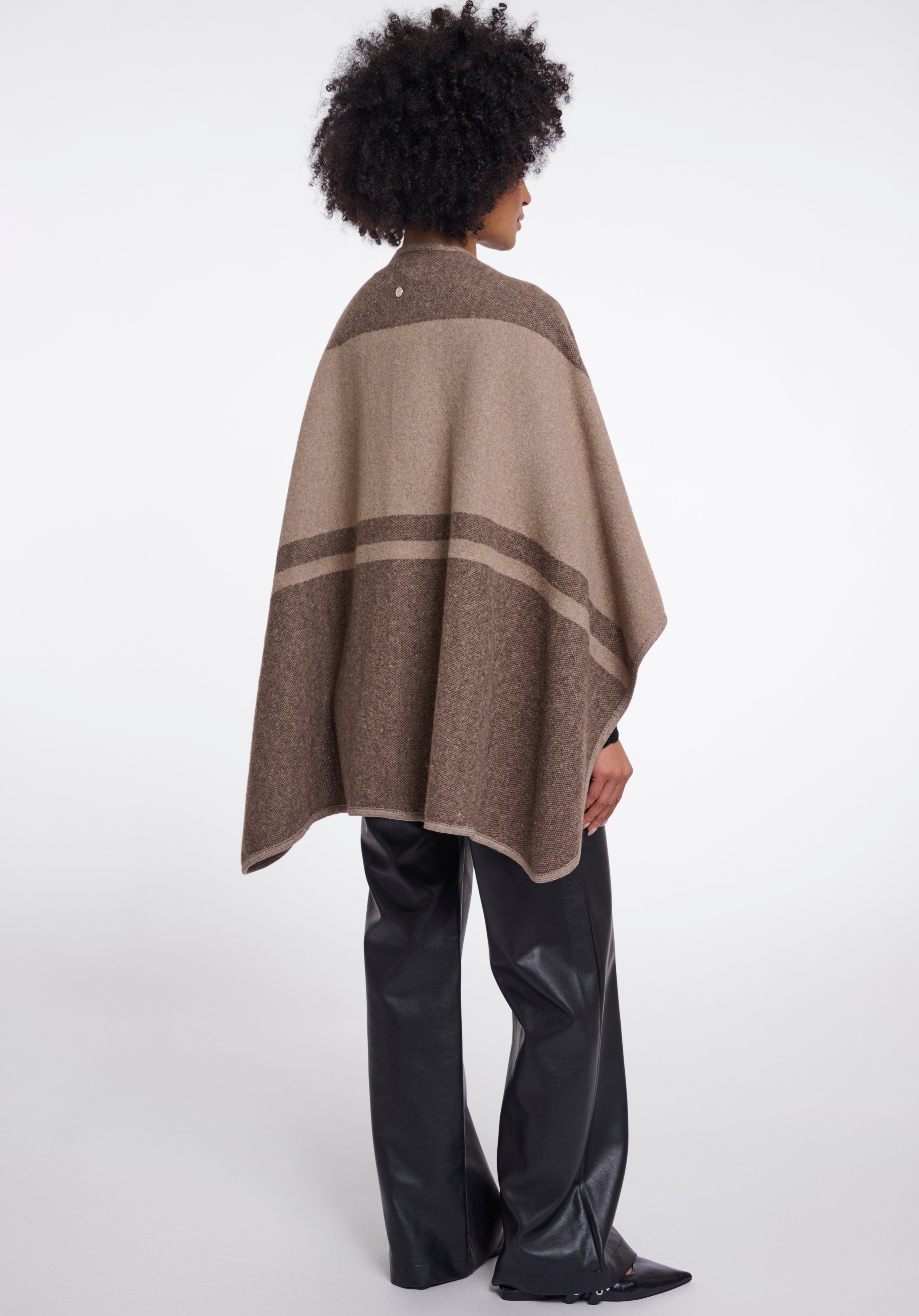 Romford Cape