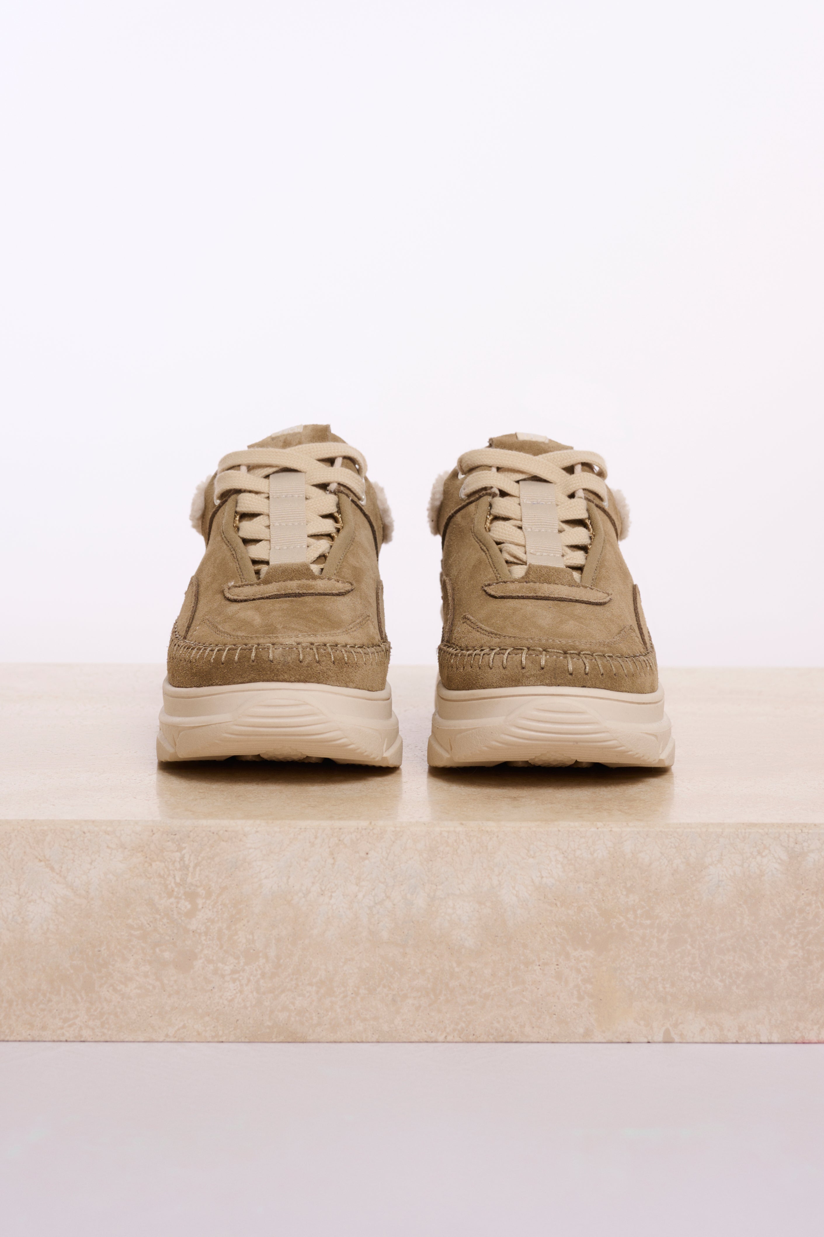 Ross Sneakers