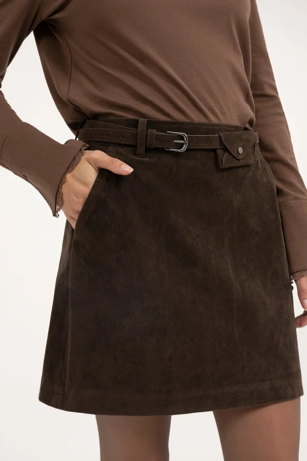 suedine-mini-skirt-with-belt-detail-delicioso-brown_273dd5ed-620f-4d28-b774-36f5460d1ab4.webp