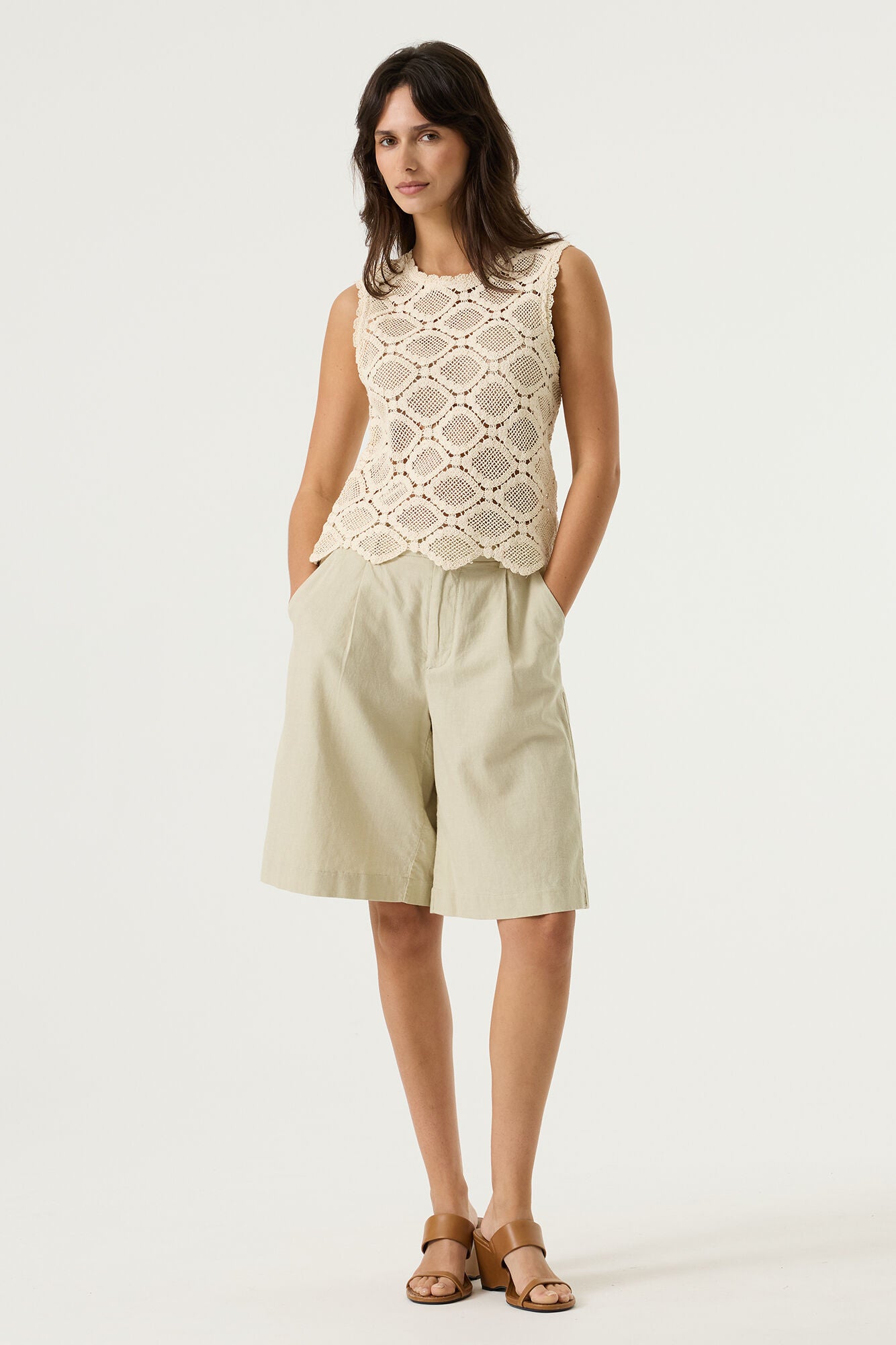 Farah Vest