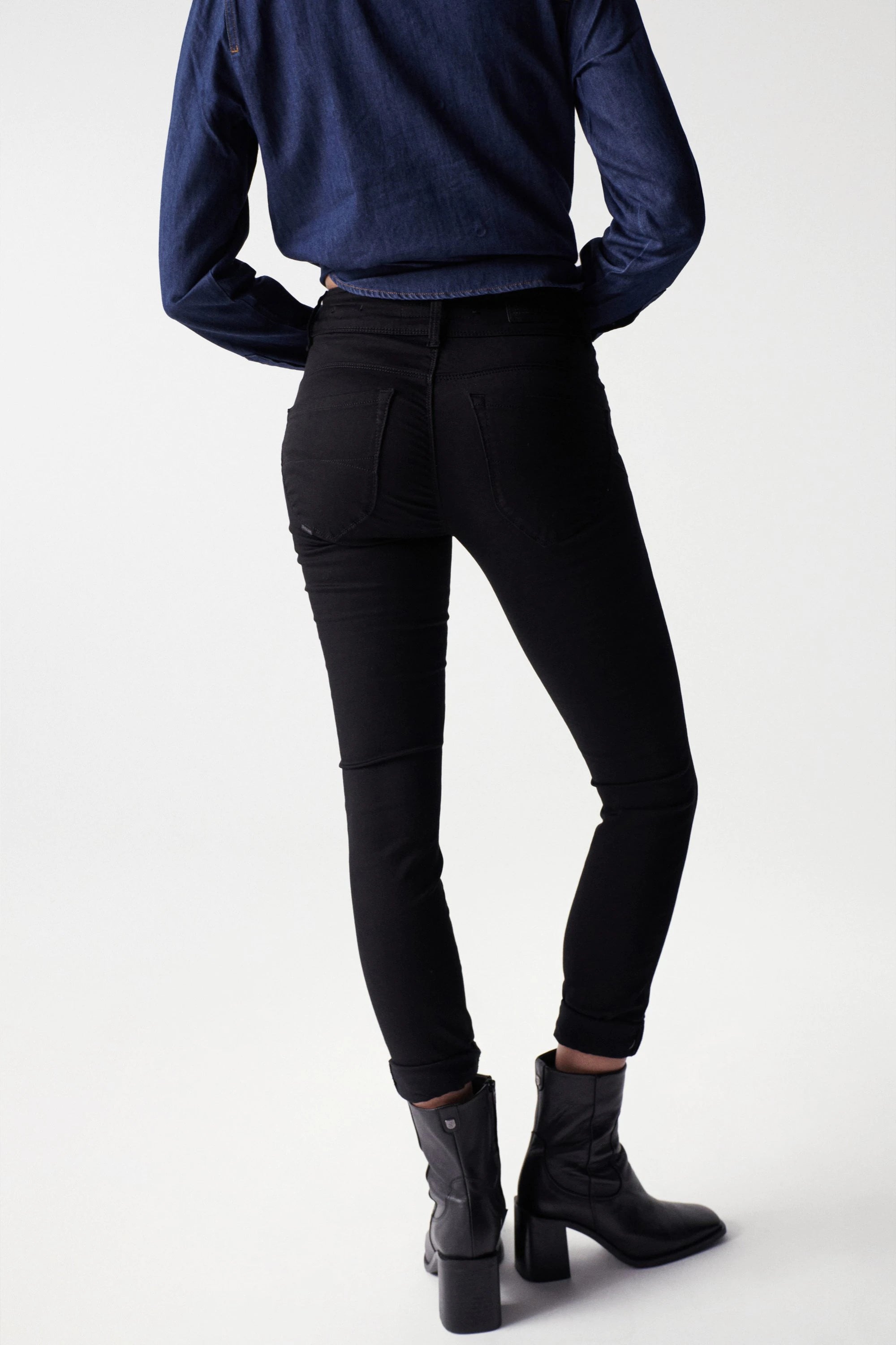 Black Secret Skinny Jeans